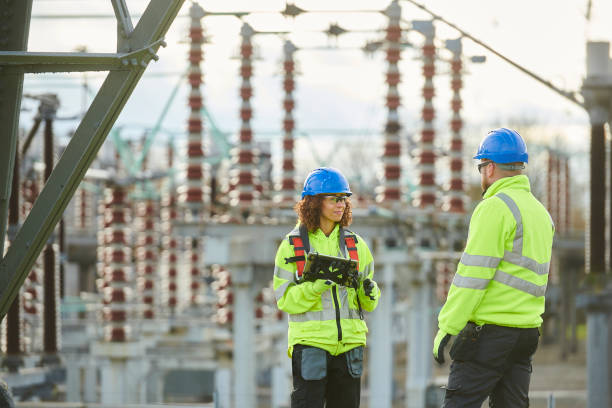 Best Circuit Breaker Repair  in Del Rey, CA